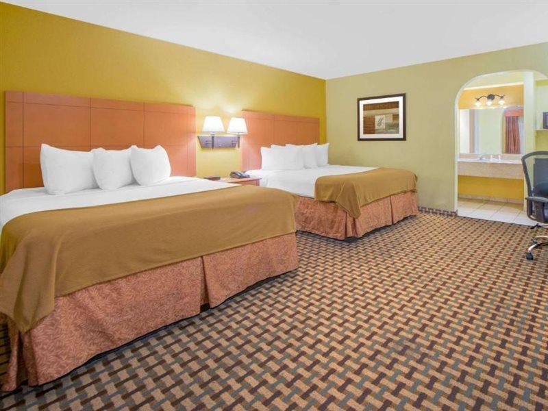 Days Inn By Wyndham Lubbock South Exterior foto