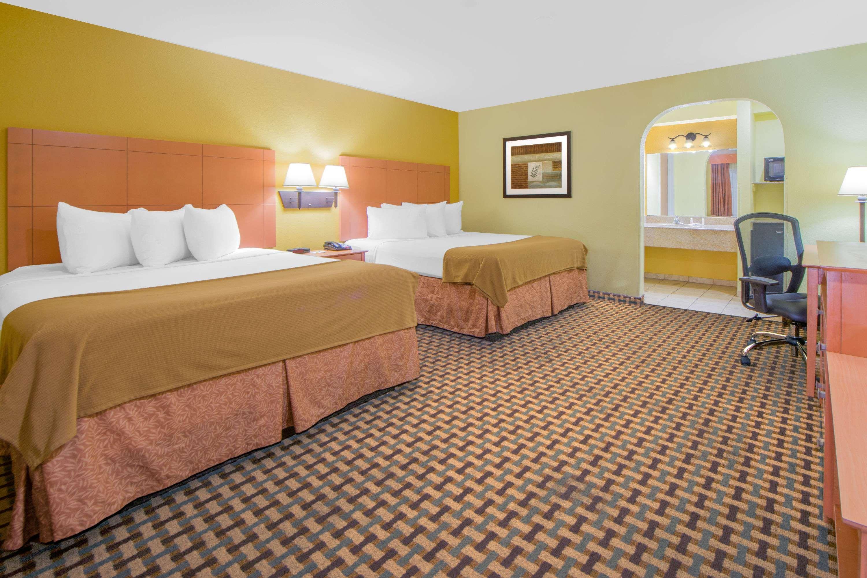 Days Inn By Wyndham Lubbock South Exterior foto